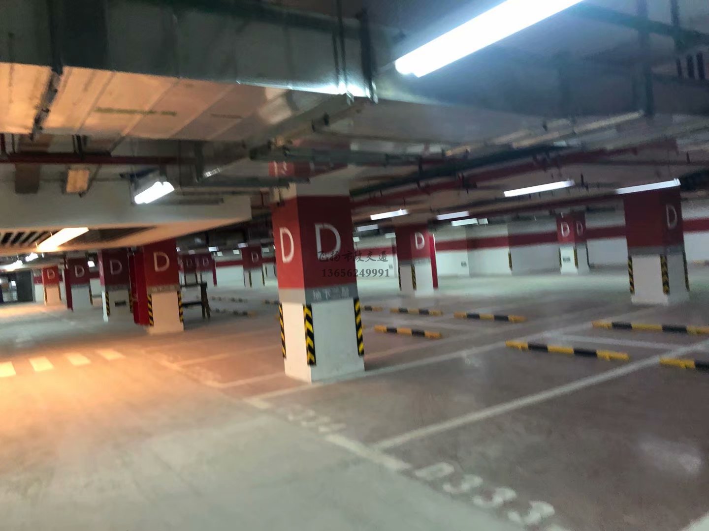 西安哪里有做停車(chē)場(chǎng)劃線(xiàn)，哪有路面停車(chē)場(chǎng)劃線(xiàn)標(biāo)線(xiàn)施工的？
