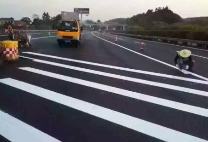 蘇州工廠道路劃線優(yōu)質(zhì)商家，蘇州吳江區(qū)道路交通劃線找飛揚(yáng)市政