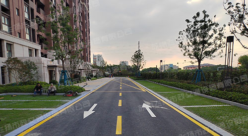道路劃線，車(chē)位劃線，停車(chē)位劃線