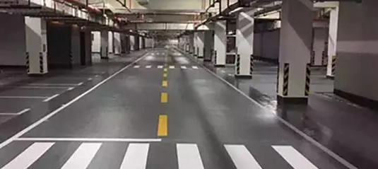 南通停車場(chǎng)劃線標(biāo)線材料，打造清晰明亮的停車指引