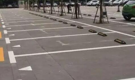 淮南有專業(yè)做車位畫線的嗎？飛揚(yáng)為您提供優(yōu)質(zhì)解決方案！